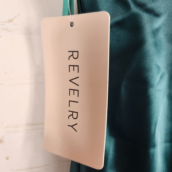 Revelry Skye Satin Bridesmaid Cowl Neck Maxi Dress Classic Emerald - 714 Size 2 - Picture 10 of 13